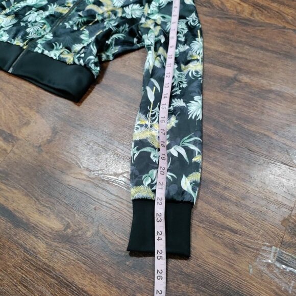 Victoria's Secret Black Luxe Palm Satin Twee Retro Bomber Black Cropped Jacket S - Picture 9 of 12